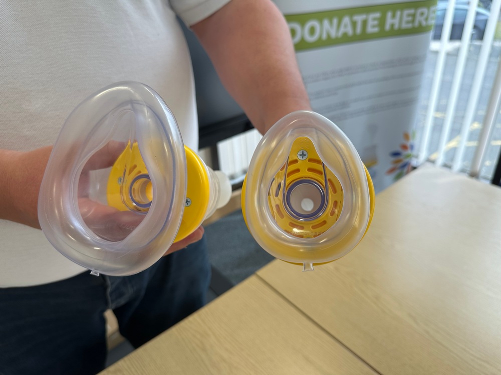 A picture of the anti choking device.